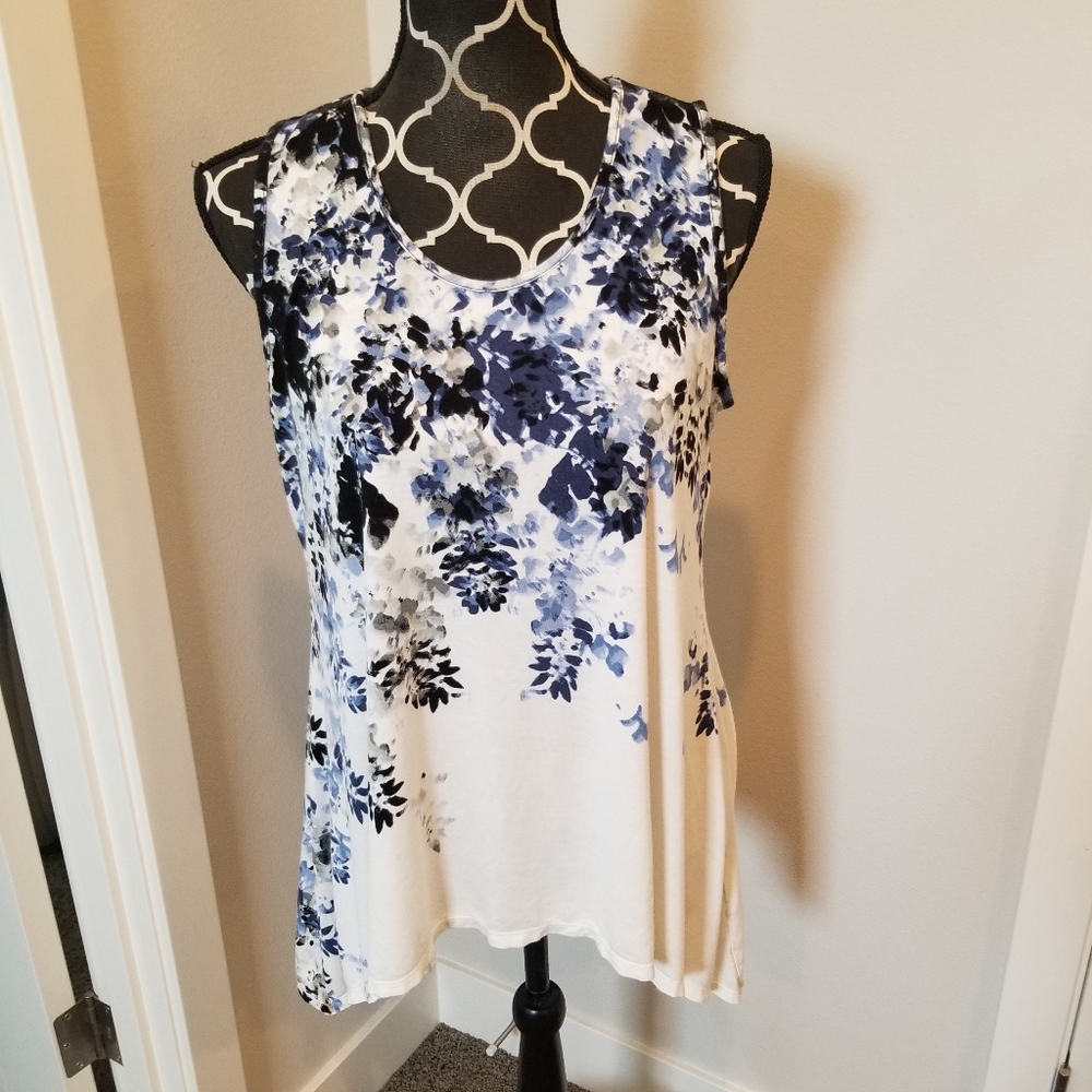 Rose & Olive Sleeveless Shirt